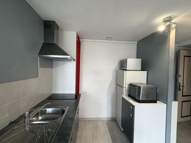 Location Appartement 1 pièce 32m² CASTELNAUDARY 11400
