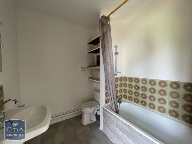 Location Appartement 1 pièce 32m² CHATEAU THIERRY 02400