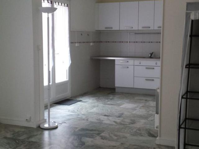 Location Appartement 1 pièce 32m² COIGNIERES 78310