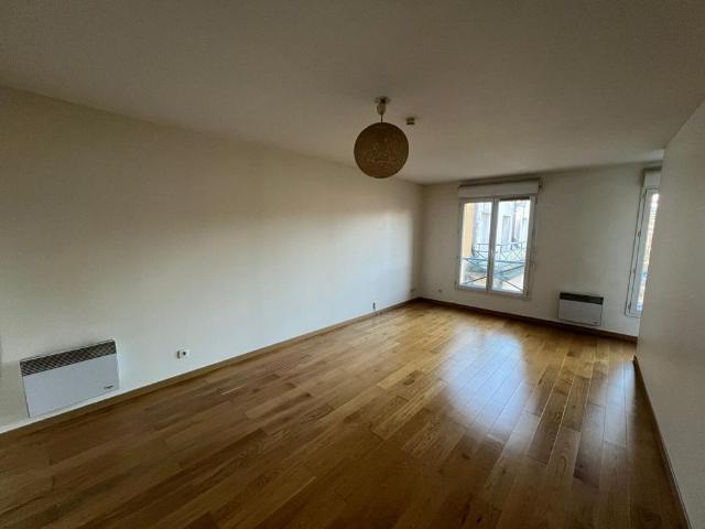 Location Appartement 1 pièce 32m² LILLE 59000