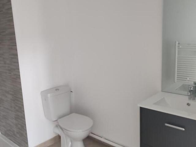 Location Appartement 1 pièce 32m² LUCE 28110