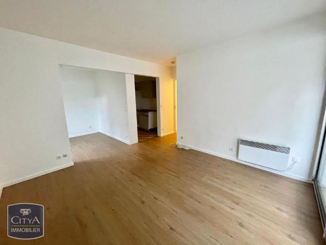 Location Appartement 1 pièce 32m² LYON 4ème