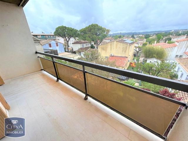 Location Appartement 1 pièce 32m² MARIGNANE 13700