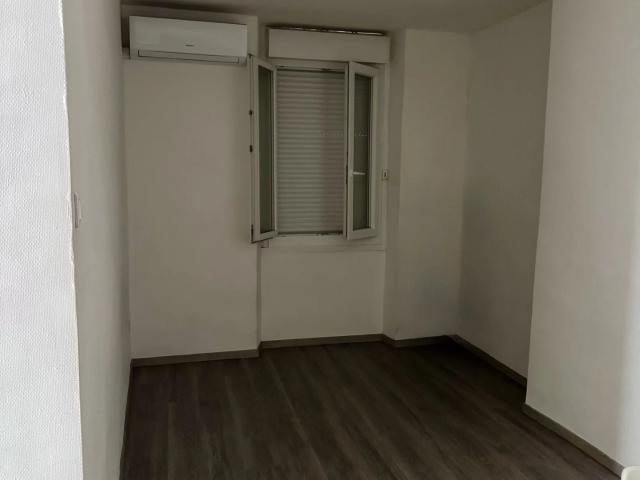 Location Appartement 1 pièce 32m² MARSEILLE 5ème