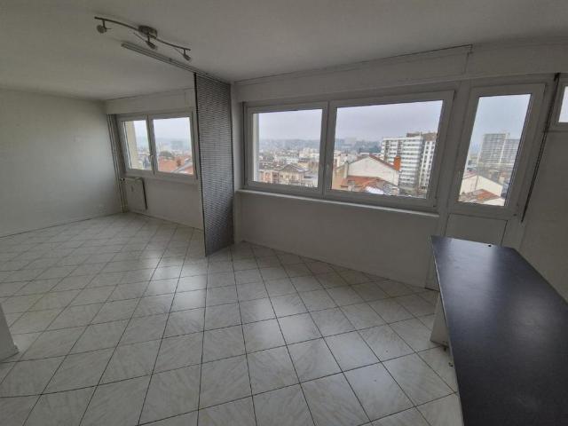 Location Appartement 1 pièce 32m² NANCY 54000