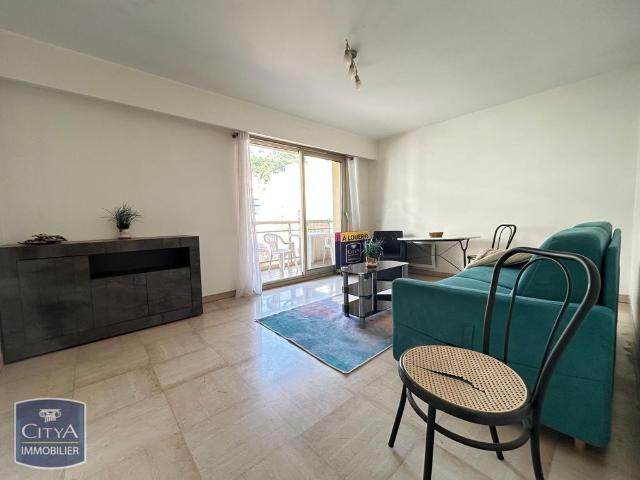 Location Appartement 1 pièce 32m² NICE 06100