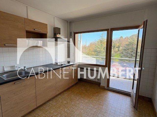 Location Appartement 1 pièce 32m² ST ETIENNE 42000