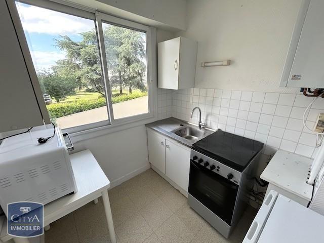 Location Appartement 1 pièce 32m² ST SEBASTIEN SUR LOIRE 44230
