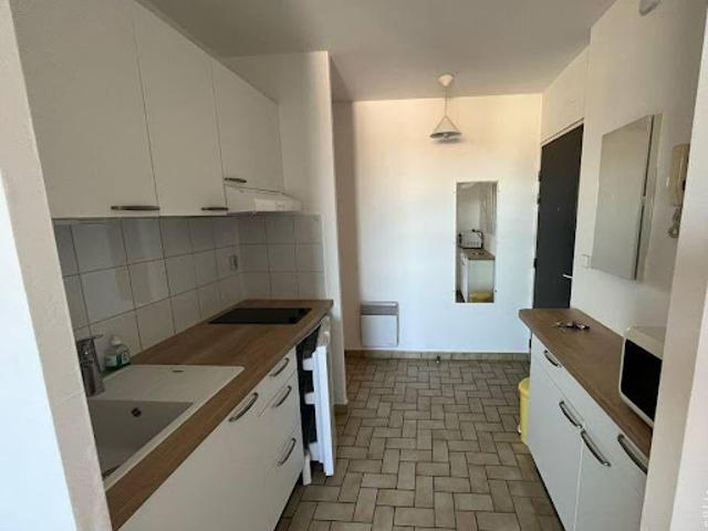 Location Appartement 1 pièce 33 m2 Montigny le Bretonneux
