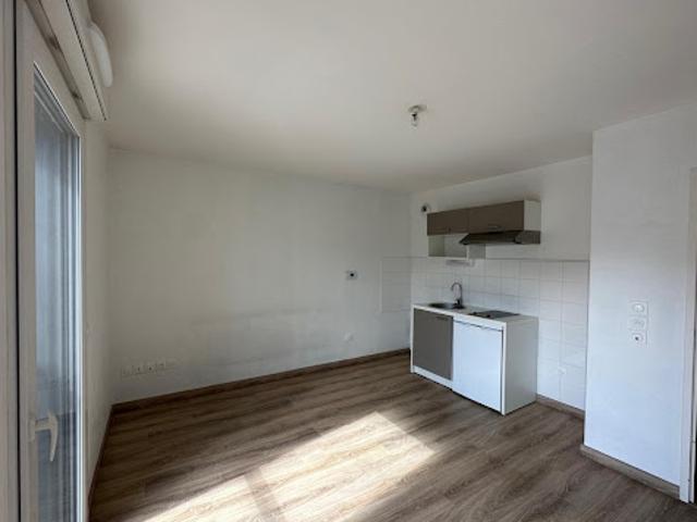 Location Appartement 1 pièce 33 m2 Lille