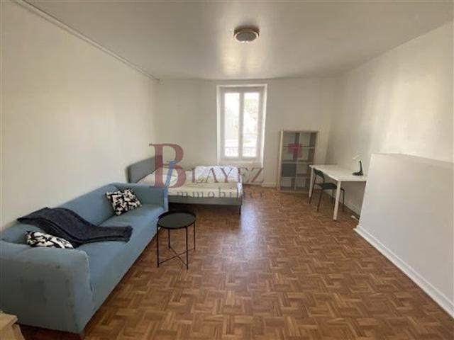 Location Appartement 1 pièce 33 m2 Tulle