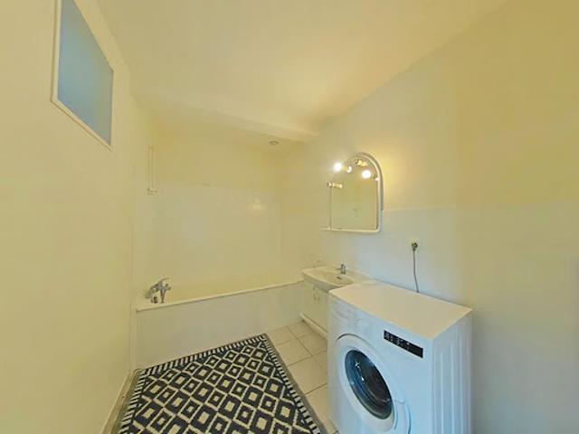 Location Appartement 1 pièce 33.66 m2 Romans sur isere