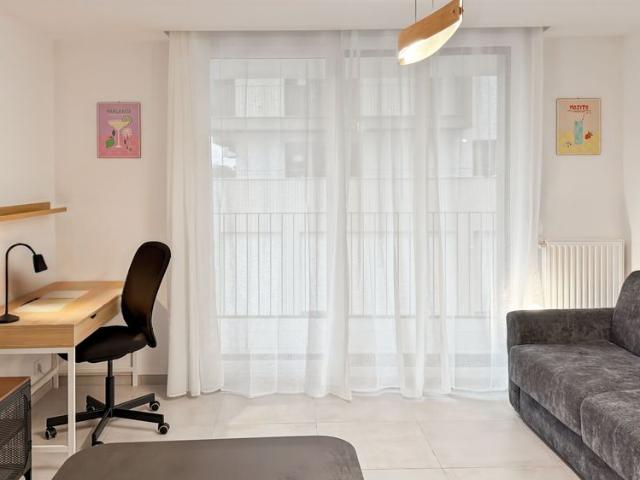 Location appartement 1 pièce, 33.69m², Créteil