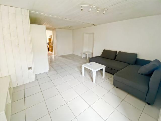 Location appartement 1 pièce, 33.70m², Mennecy