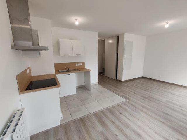 Location Appartement 1 pièce 33.8 m2 Villefontaine