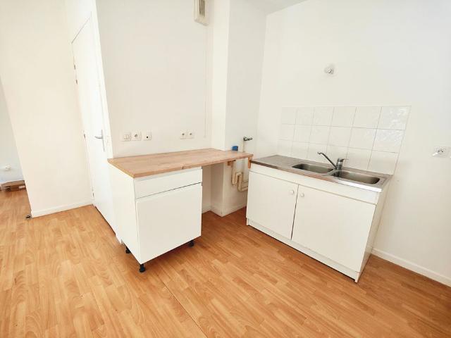 Location Appartement 1 pièce 33m²
