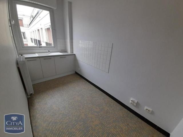 Location Appartement 1 pièce 33m² BLOIS 41000