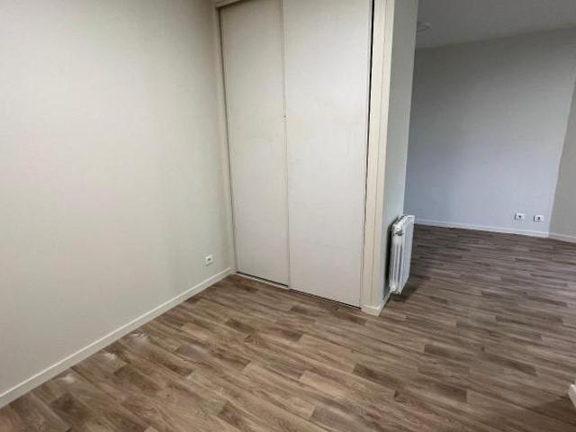 Location Appartement 1 pièce 33m² CLERMONT FERRAND 63000