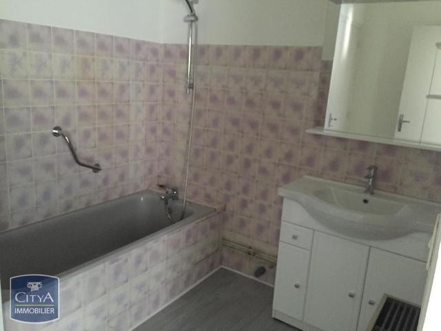 Location Appartement 1 pièce 33m² PERIGUEUX 24000