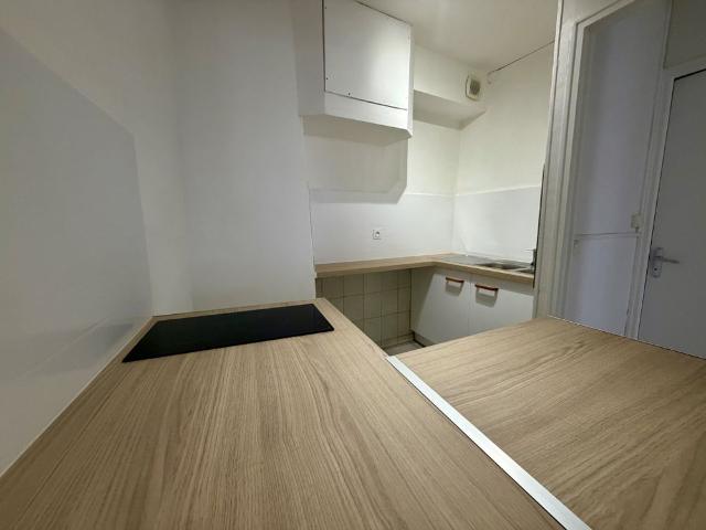 Location Appartement 1 pièce 33m² PERPIGNAN 66000