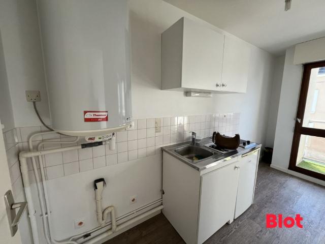 Location Appartement 1 pièce 33m² RENNES 35000