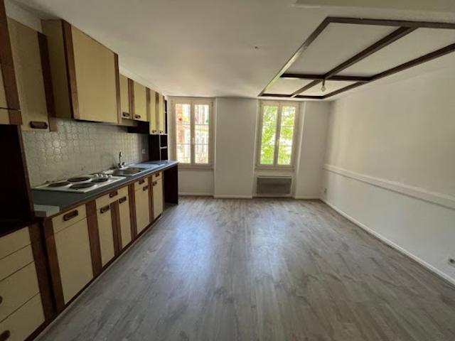 Location Appartement 1 pièce 44 m2 Mende