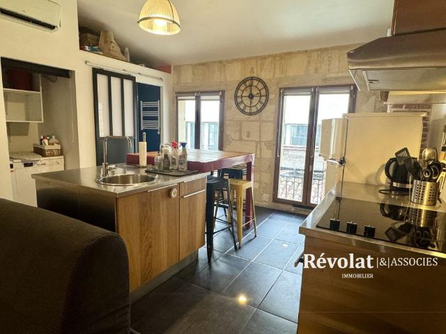 Location Appartement 1 pièce 45m² BORDEAUX 33000