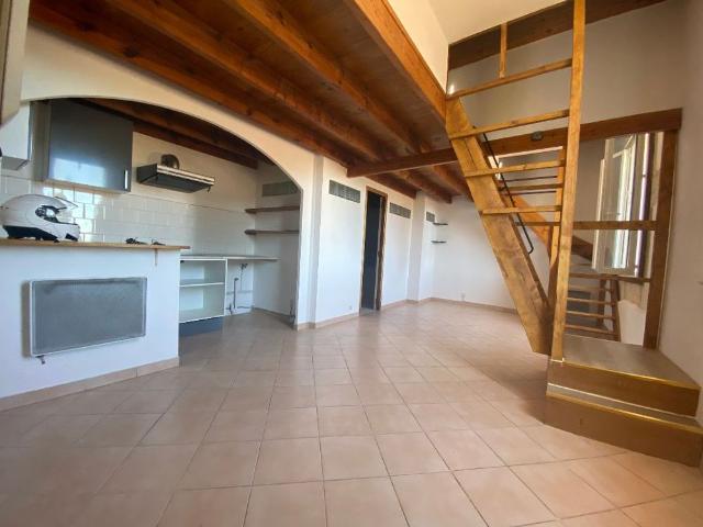 Location Appartement 1 pièce 45m² MONTPELLIER 34090