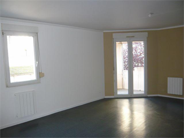 Location Appartement 1 pièce 46m²