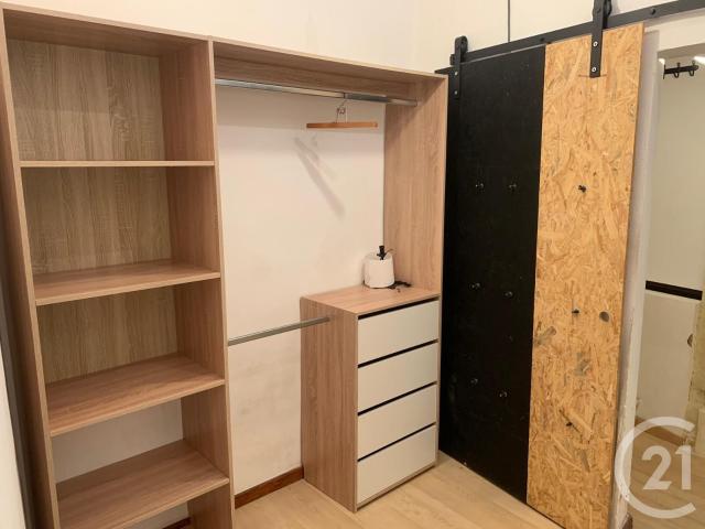Location Appartement 1 pièce 47m² MONTPELLIER 34000