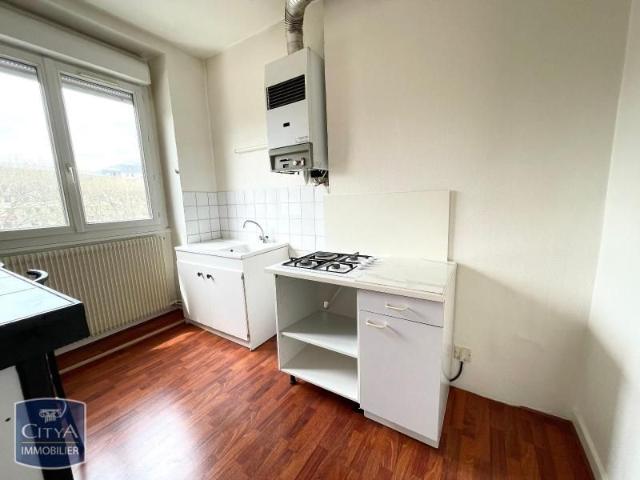 Location Appartement 1 pièce 47m² ST PRIEST EN JAREZ 42270