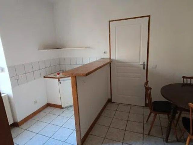 Location Appartement 1 pièce 40 m2 Courcelles Chaussy