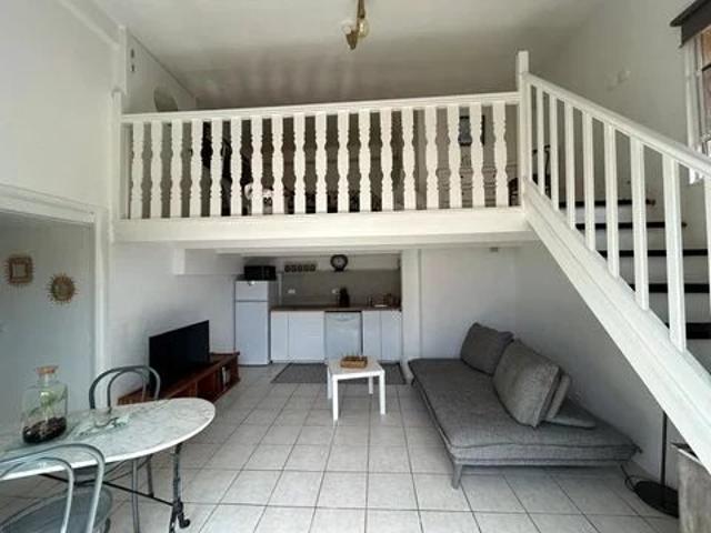 Location Appartement 1 pièce 40 m2 Vence