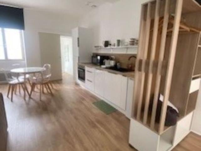 Location appartement 1 pièce, 40.60m², La Rochelle