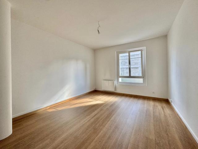 Location Appartement 1 pièce 40m² BEAUVAIS 60000