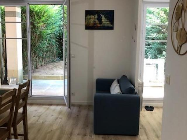 Location Appartement 1 pièce 40m² MONTEVRAIN 77144