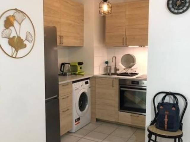 Location Appartement 1 pièce 40m² MONTEVRAIN 77144
