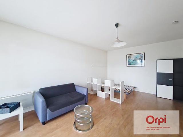Location Appartement 1 pièce 41.49 m2 Montluçon