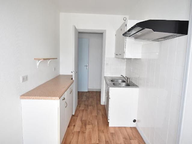 Location Appartement 1 pièce 42 m2 Cosne Cours sur Loire