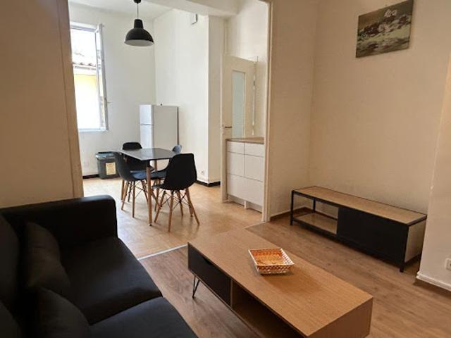 Location Appartement 1 pièce 42.72 m2 Vauvert