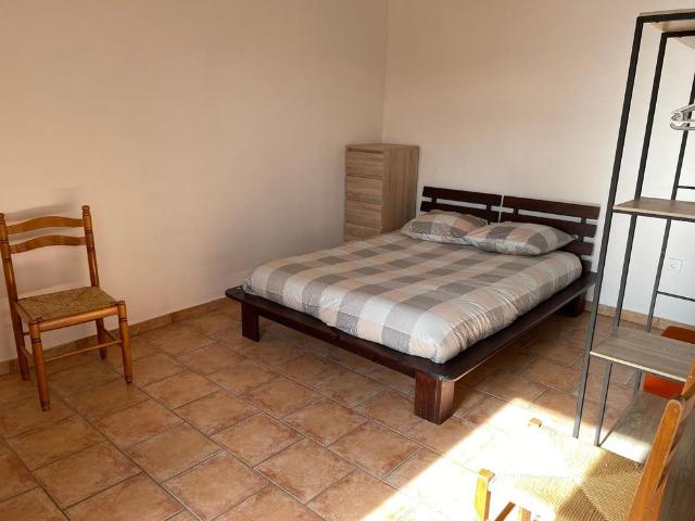 Location Appartement 1 pièce 42m² VOGUE 07200