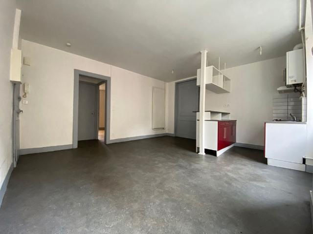 Location Appartement 1 pièce 42m² BESANCON 25000