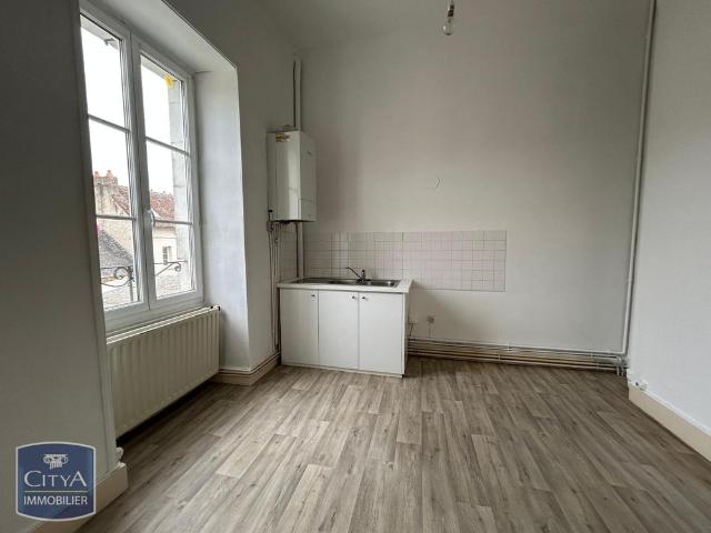 Location Appartement 1 pièce 42m² LE BLANC 36300