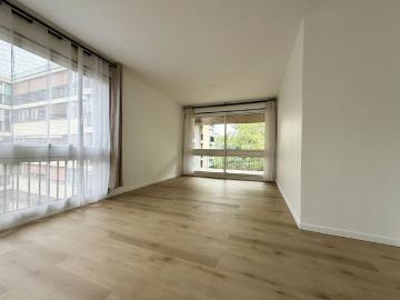 Location Appartement 1 pièce 43m² FONTENAY LE FLEURY 78330