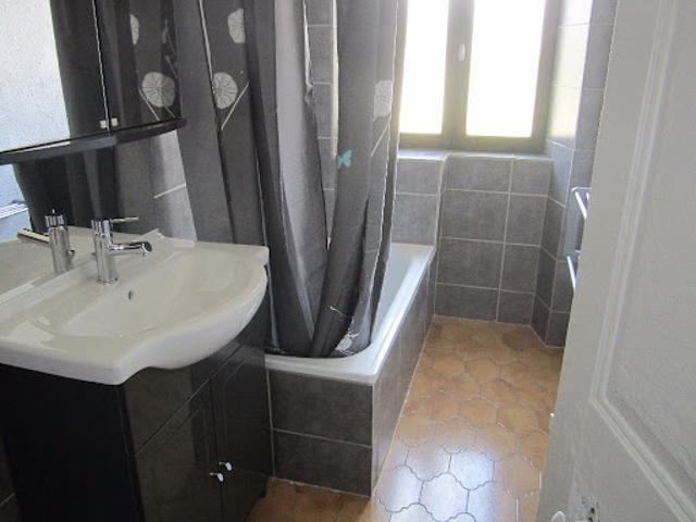 Location Appartement 1 pièce 55 m2 Aubignosc