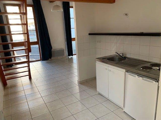 Location Appartement 1 pièce 50 m2 Grenoble