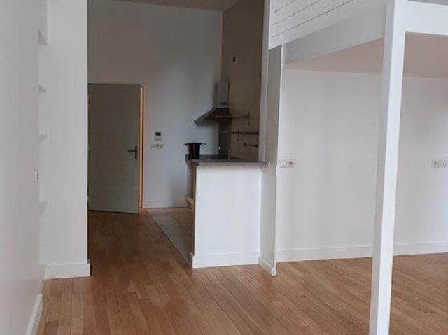 Location Appartement 1 pièce 50 m2 Versailles