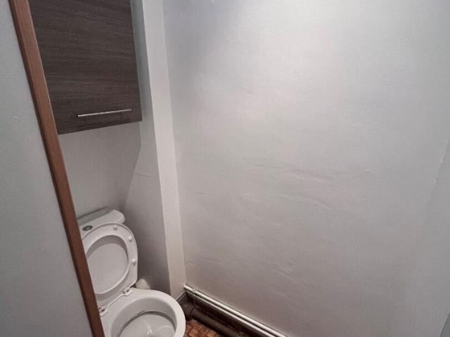 Location Appartement 1 pièce 50m²