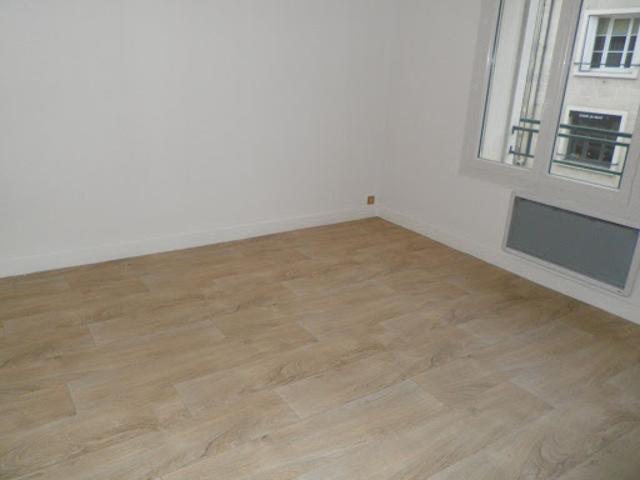 Location Appartement 1 pièce 52.6 m2 Compiegne
