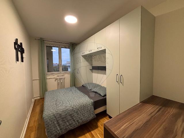 Location Appartement 1 pièce 64m² LYON 8ème
